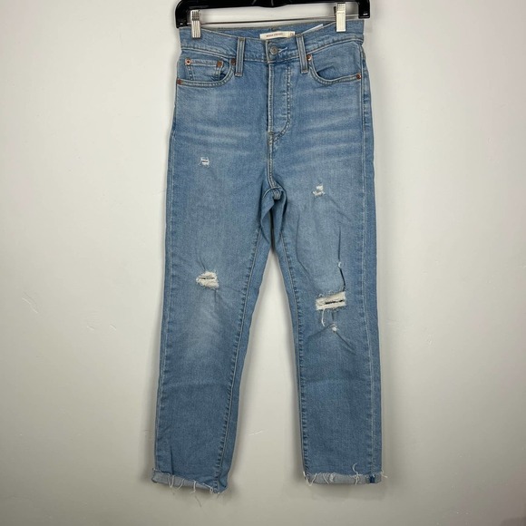 Levi's Wedgie Straight Medium Wash Distressed Womens Size: 26 - Picture 1 of 8